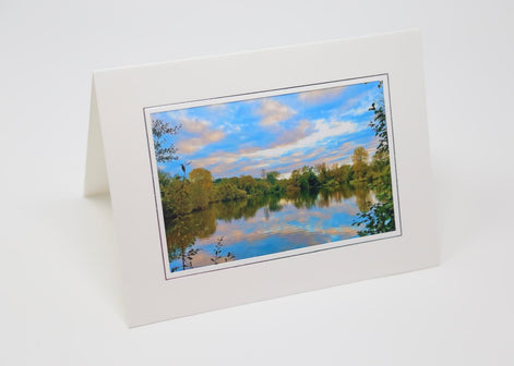 A beautiful lake (Photo Card)